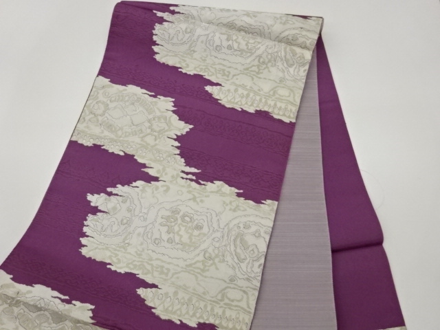  横段に抽象模様織出し名古屋帯